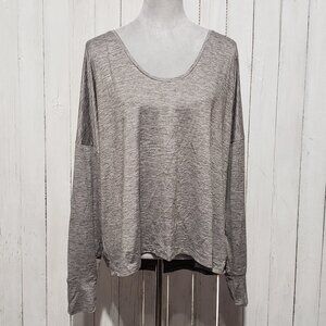 Gap Fit XL Tee Top Gray Thumb Holes Long Sleeve Athletic Athleisure Casual Women